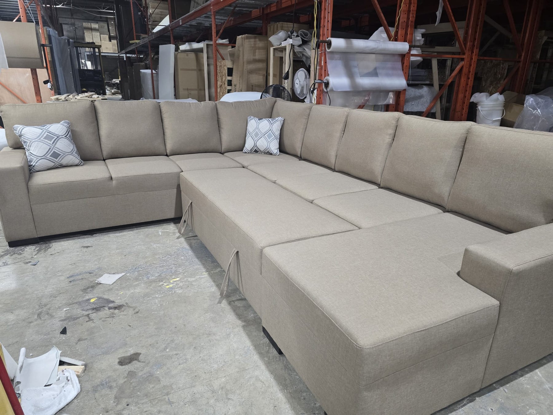 Brock Selection with T Chaise Storage