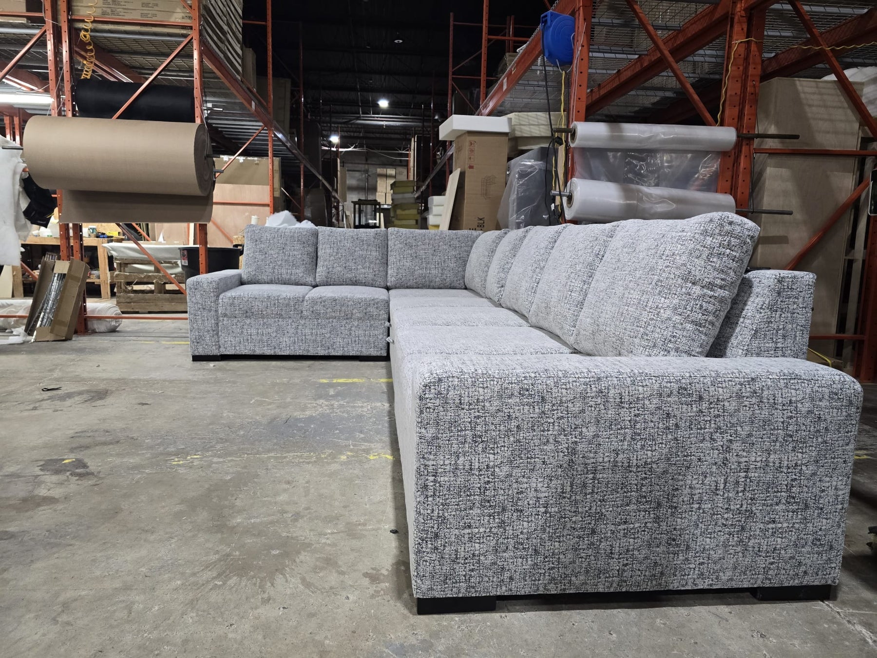 Brock Selection 6262 arms, Storage T Chaise