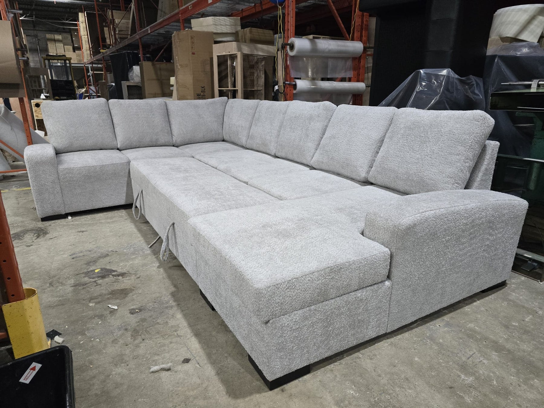 Brock Selection 6262 arms, Storage T Chaise