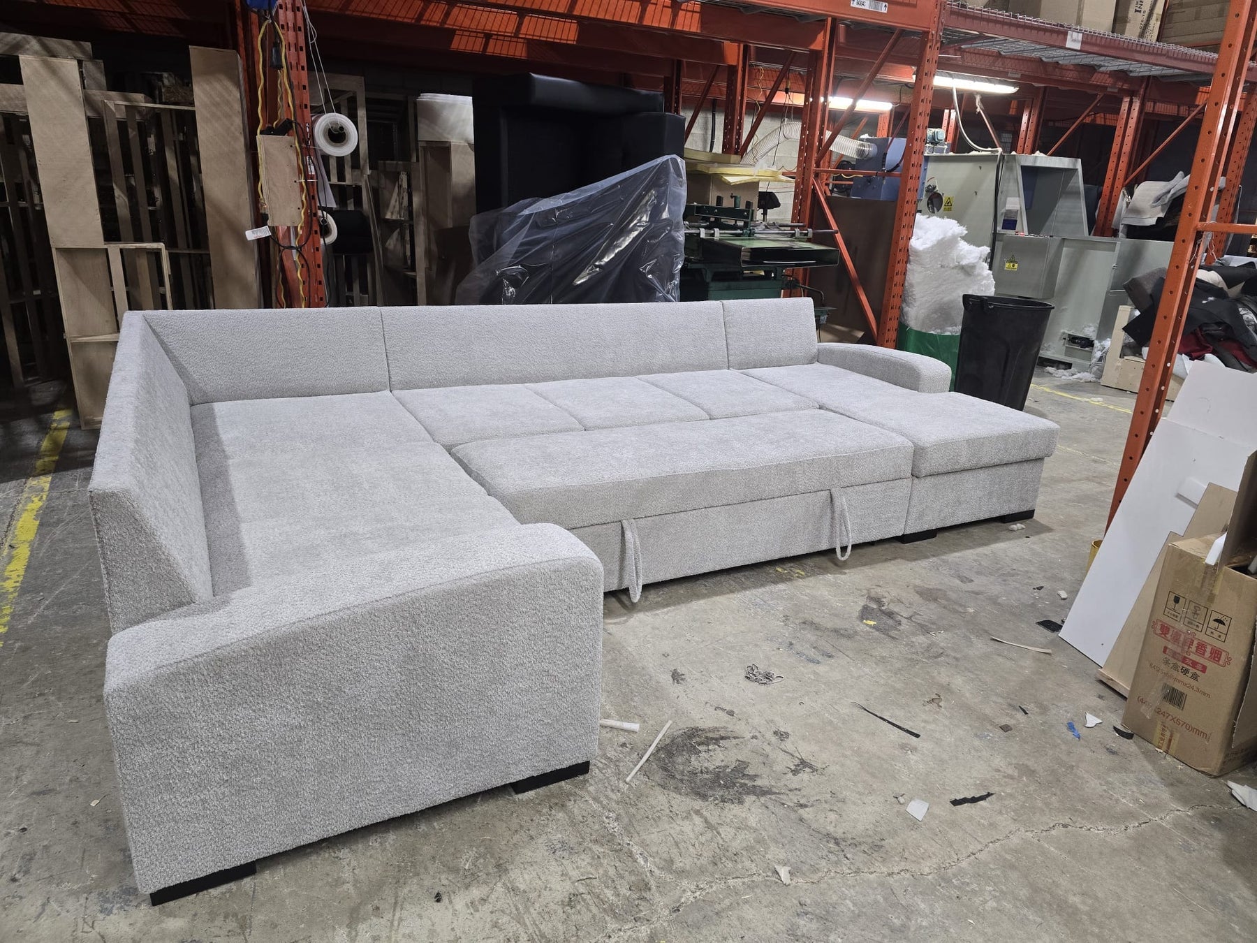 Brock Selection 6262 arms, Storage T Chaise
